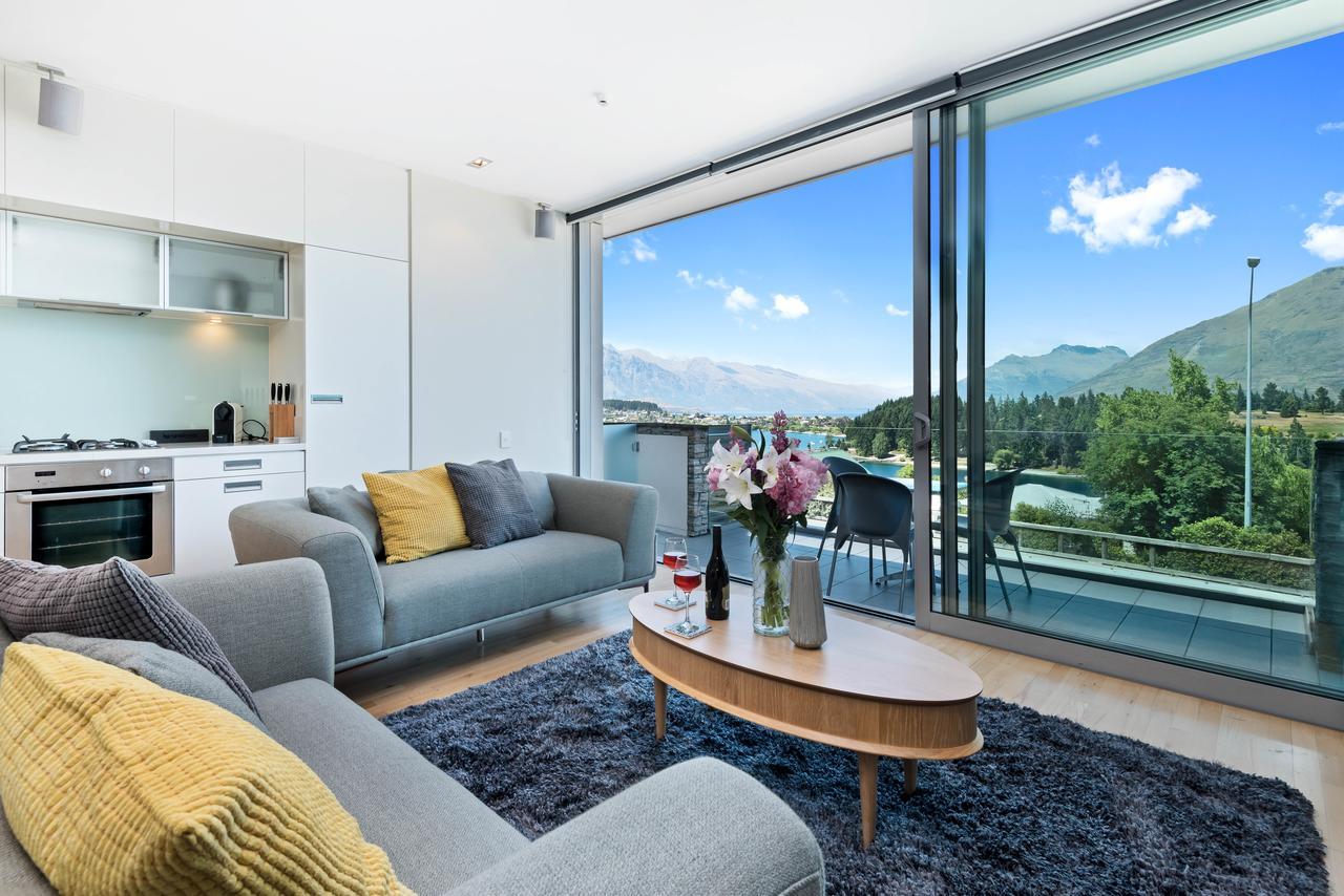 Hello Qt Pounamu Queenstown Exterior photo
